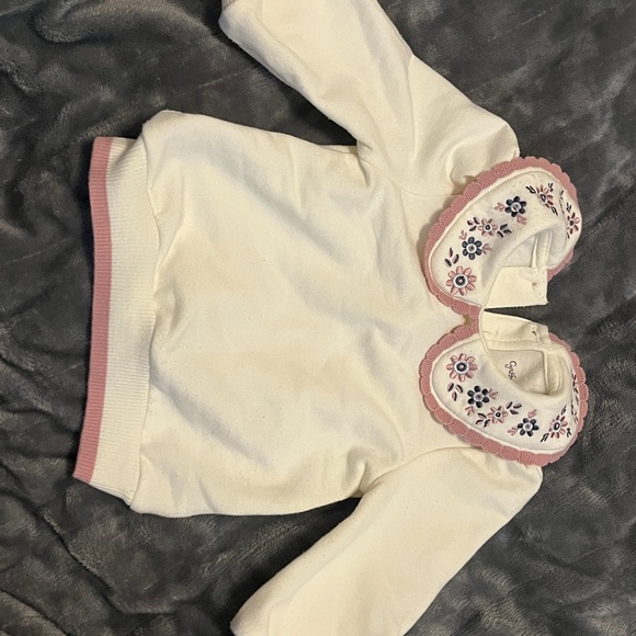 13-Piece Baby Girl Clothing Bundle size 3-6 months - Picture 12 of 16